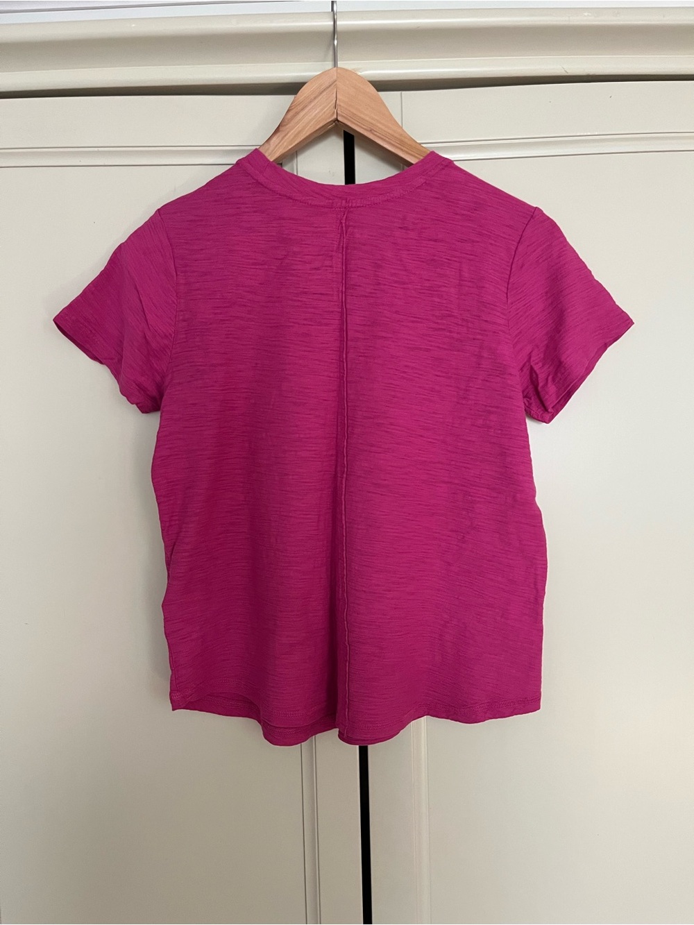 Pilcro Anthropologie Short Sleeve Crewneck Tee in Bright Magenta - Picture 4 of 4